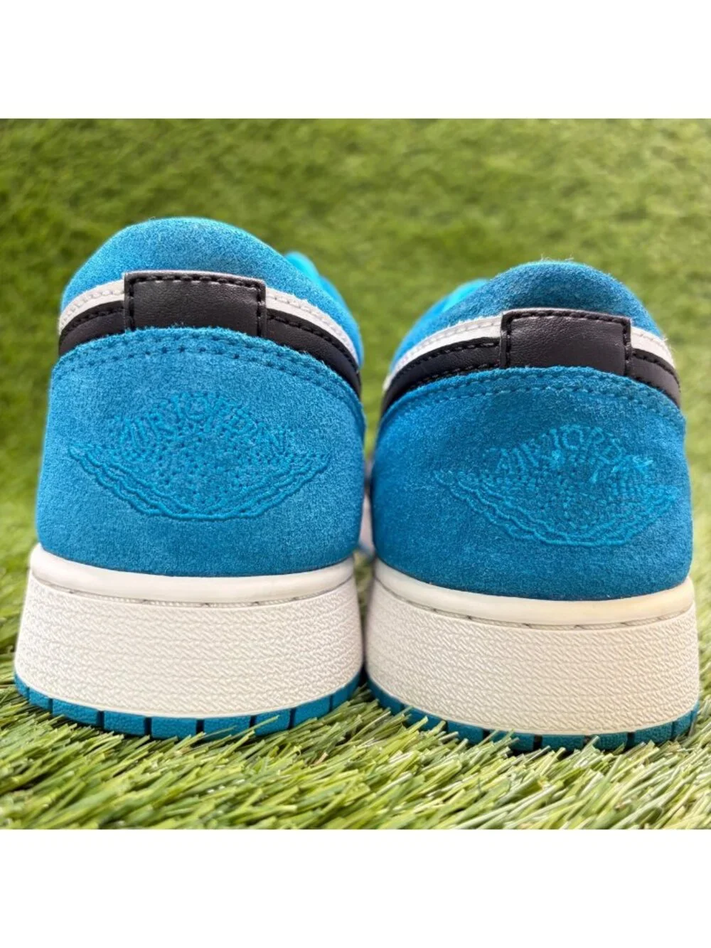 Nike Air Jordan 1 Low SE Boys Size 6.5Y White Blue Black Athletic Shoes Sneakers